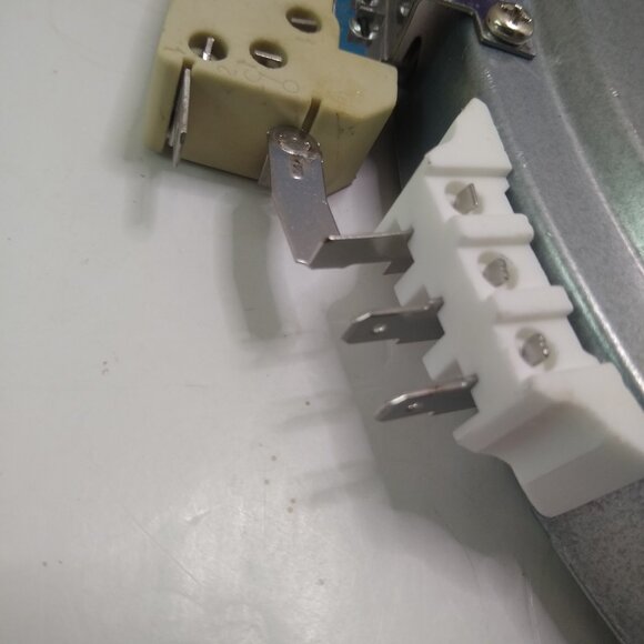 Whirlpool Range 9.75in Burner  ~ W10275048 - Picture 8 of 8